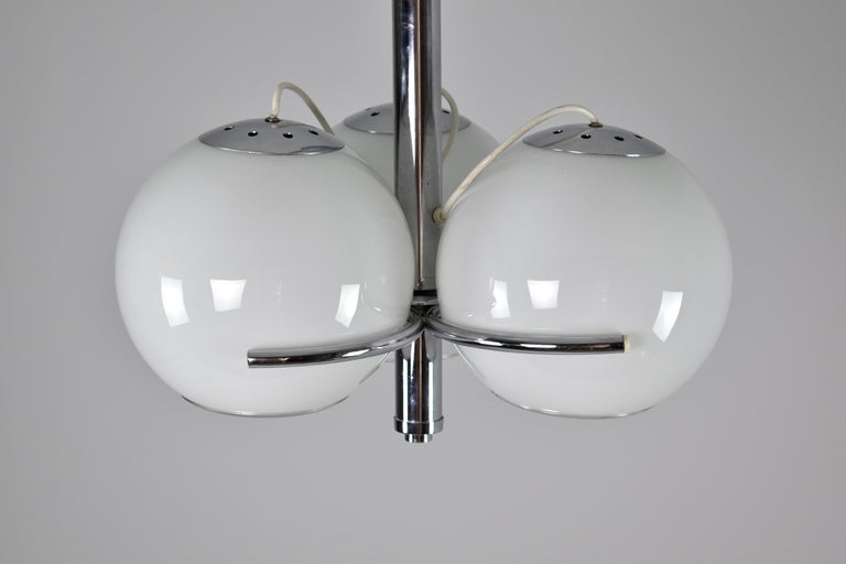 1970's Italian Reggiani Three Globes Adjustable Pendant