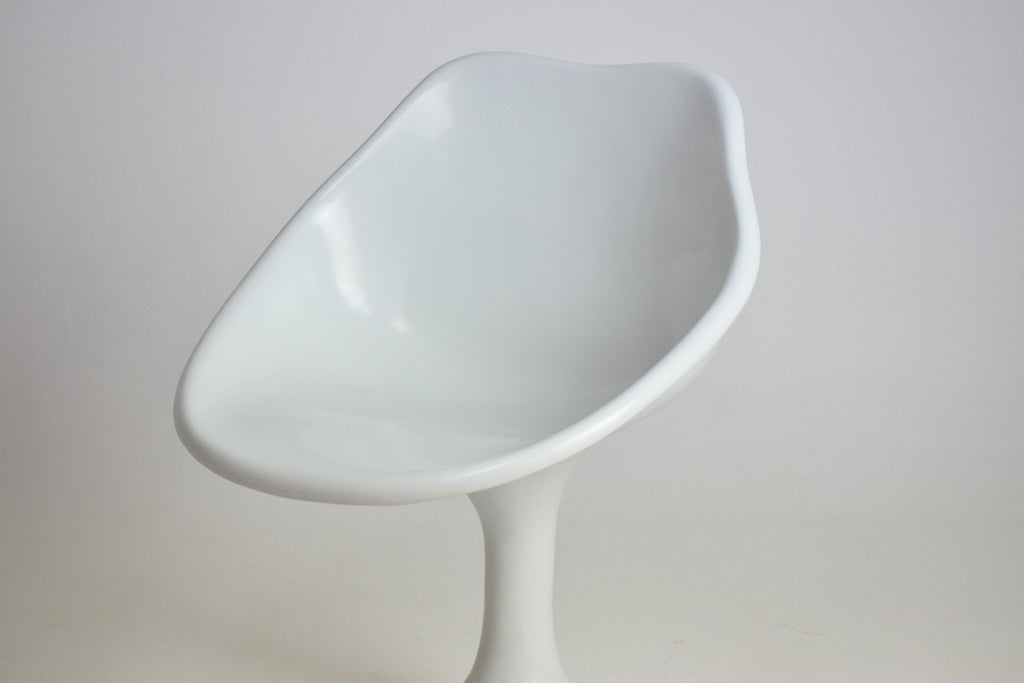 Unique White Fiberglass Space Age Chair, 1970's - Spirit Gallery 