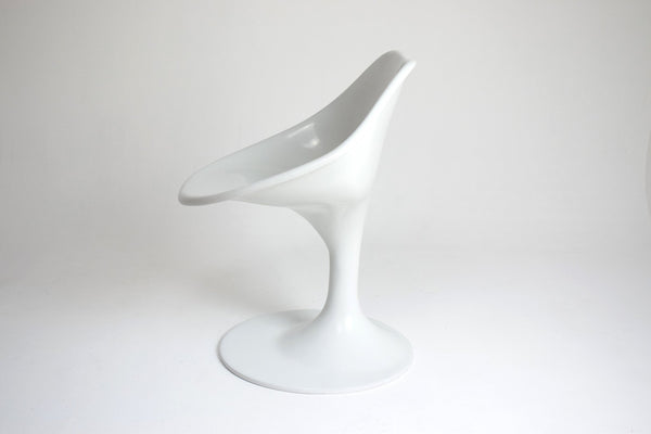 Unique White Fiberglass Space Age Chair, 1970's - Spirit Gallery 